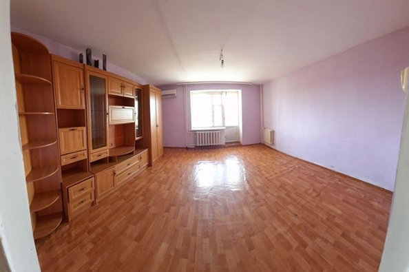 
   Продам 2-комнатную, 68 м², Воровского ул

. Фото 6.