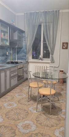 
   Продам 2-комнатную, 75.8 м², Космонавтов пл, 5Б

. Фото 8.