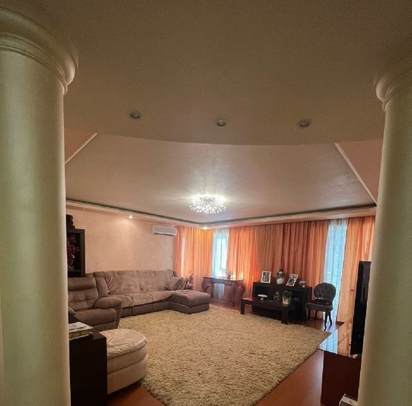 
   Продам 5-комнатную, 216.6 м², Пушкинская ул, 72А

. Фото 3.