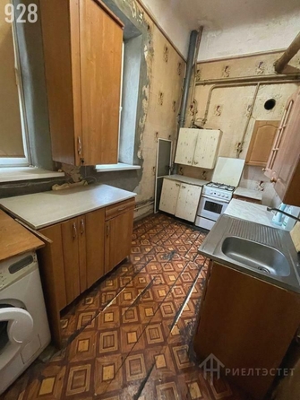 
   Продам 4-комнатную, 100 м², Энергетиков пер, 8

. Фото 2.