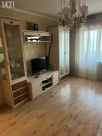 
   Продам 2-комнатную, 67 м², Еременко ул, 60/12

. Фото 4.