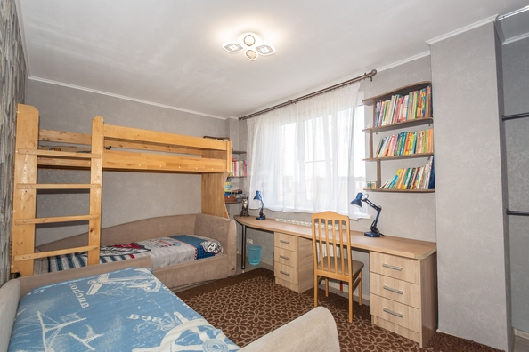 
   Продам 3-комнатную, 75 м², Салютина пер, 2Б

. Фото 9.