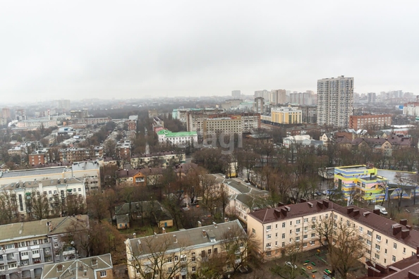 
   Продам 1-комнатную, 54 м², Стадионная ул, 38

. Фото 4.