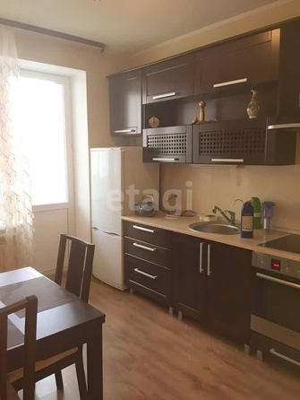 
   Продам 2-комнатную, 43 м², Комсомольская пл, 3А

. Фото 9.