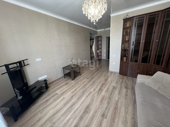 
   Продам 2-комнатную, 60 м², Жданова ул, 15

. Фото 8.