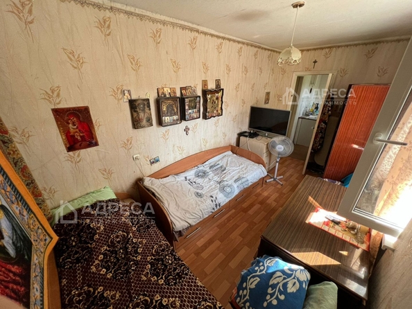 
   Продам 2-комнатную, 40.3 м², Макаровского ул, 33

. Фото 4.