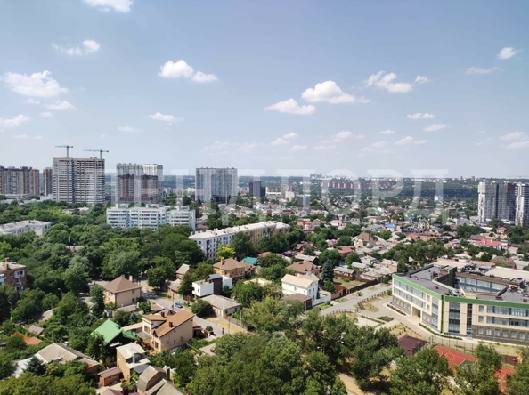 
   Продам 3-комнатную, 86.8 м², Стадионная ул, 38

. Фото 1.