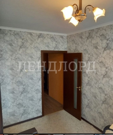 
   Продам 3-комнатную, 65.7 м², Королева пл, 17

. Фото 5.