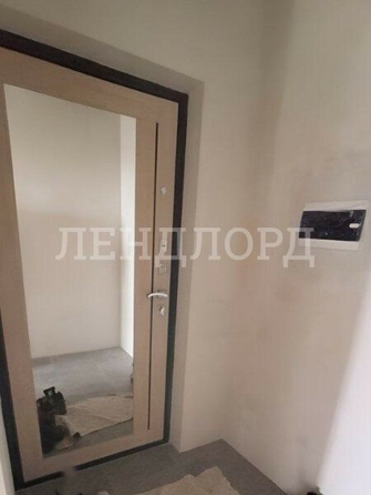 
   Продам 2-комнатную, 50 м², Заводская ул, 35

. Фото 2.