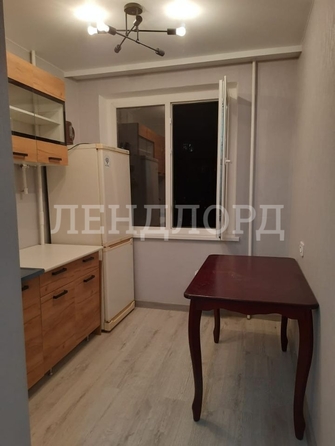 
   Продам 1-комнатную, 30.2 м², Еременко ул, 85/2

. Фото 3.