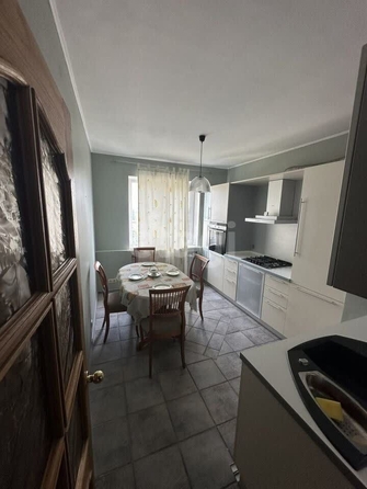 
   Продам 3-комнатную, 68.4 м², Малюгиной ул, 127/90

. Фото 9.