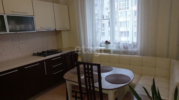 
   Продам 2-комнатную, 57.5 м², Коммунистическая ул, 197Ак1

. Фото 5.