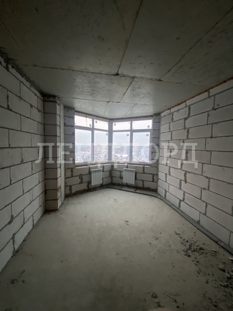 
   Продам 3-комнатную, 106 м², Волкова ул, 39

. Фото 6.