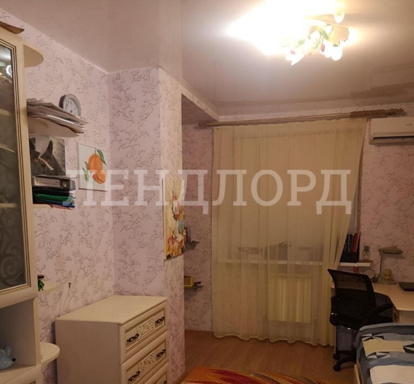 
   Продам 3-комнатную, 71 м², Стабильная ул, 21

. Фото 3.