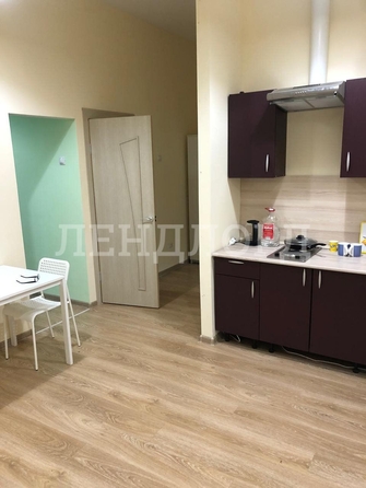 
   Продам 2-комнатную, 40.4 м², Портовая ул, 455

. Фото 6.