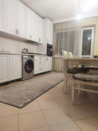 
   Продам 3-комнатную, 84 м², Думенко ул, 11Д

. Фото 5.