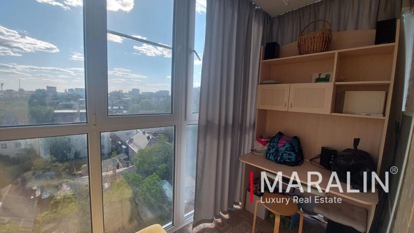 
   Продам 4-комнатную, 91 м², 

. Фото 1.