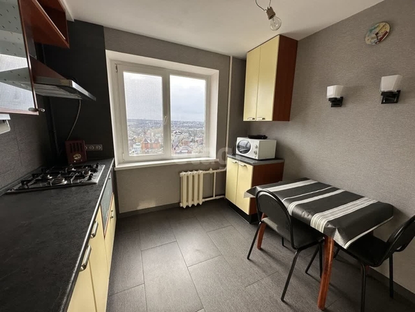 
   Продам 2-комнатную, 60 м², Курганная ул, 137/34

. Фото 5.