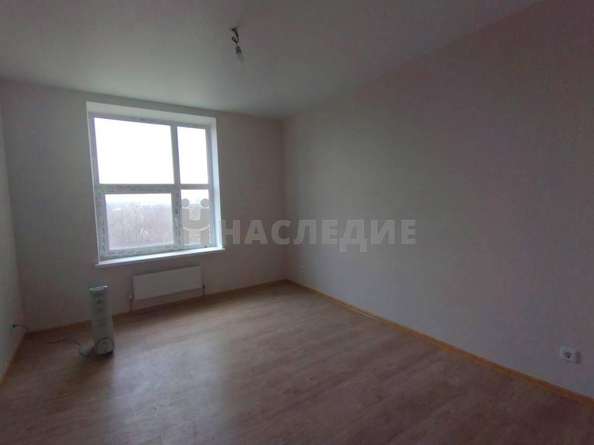 
   Продам 3-комнатную, 61 м², Калинина ул, 2

. Фото 10.