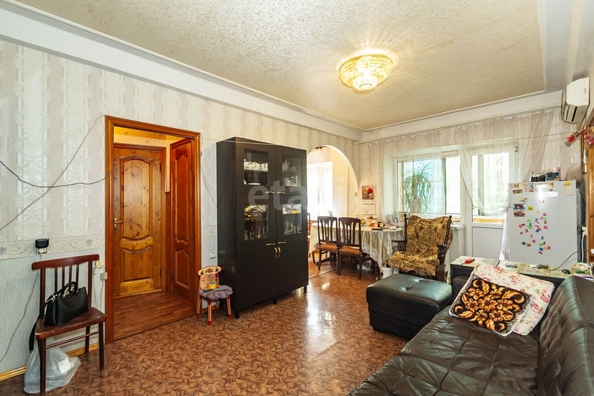 
   Продам 3-комнатную, 60 м², Стачки 1902 года пл, 186

. Фото 8.