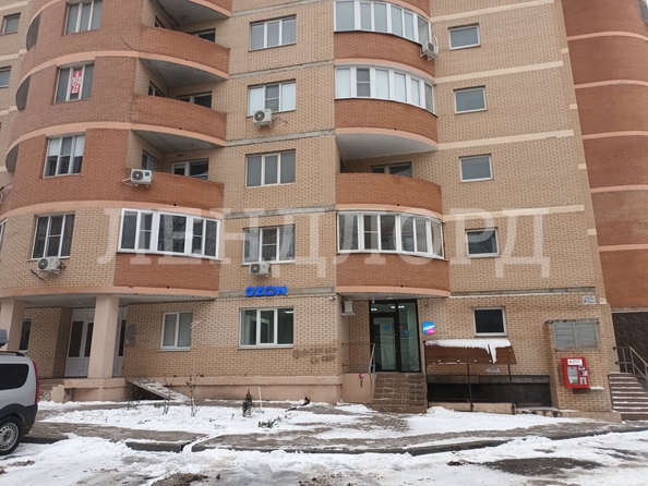 
   Продам 2-комнатную, 68 м², Ленина пл, 105Г

. Фото 1.