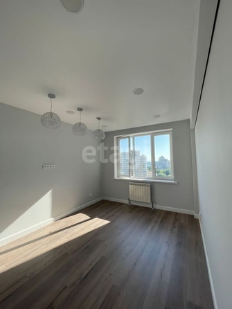 
   Продам 2-комнатную, 56 м², Искусственная ул, 2/70

. Фото 6.