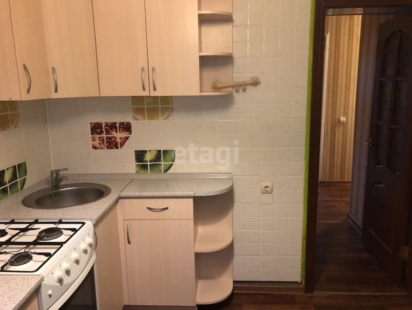 
   Продам 1-комнатную, 38.1 м², Платова ул, 70

. Фото 9.