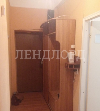 
   Продам 3-комнатную, 58.6 м², Клубная ул, 11

. Фото 2.