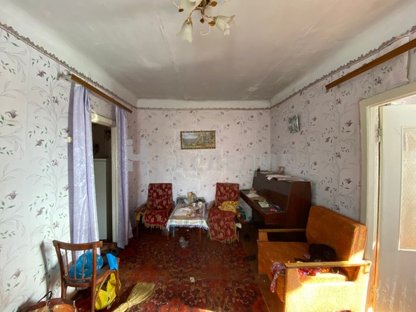 
   Продам 2-комнатную, 40 м², 

. Фото 6.