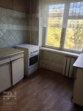 
   Продам 2-комнатную, 44 м², Стачки 1902 года пл, 217/1

. Фото 2.