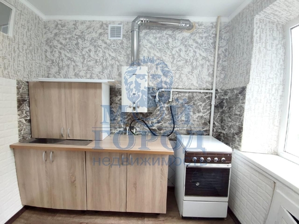 
   Продам 1-комнатную, 32 м², Ушинского ул, 7/175

. Фото 3.