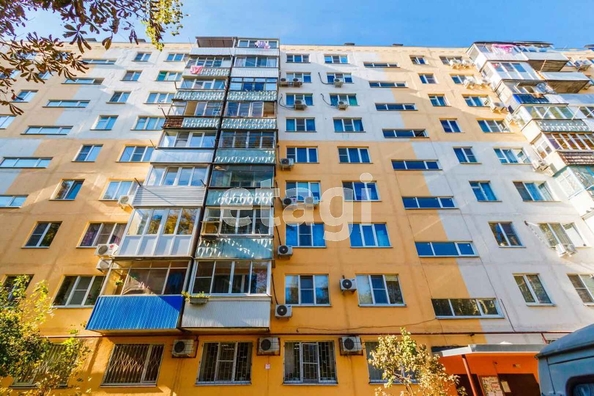 
   Продам 3-комнатную, 60 м², Зорге ул, 52

. Фото 2.