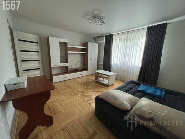 
   Продам 1-комнатную, 33 м², Днепропетровская ул, 2/3

. Фото 9.