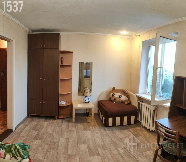 
   Продам 1-комнатную, 32 м², Космонавтов пл, 34/3

. Фото 6.