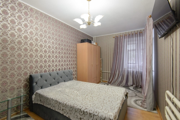 
   Продам 3-комнатную, 74 м², Профсоюзная ул, 29/22

. Фото 1.