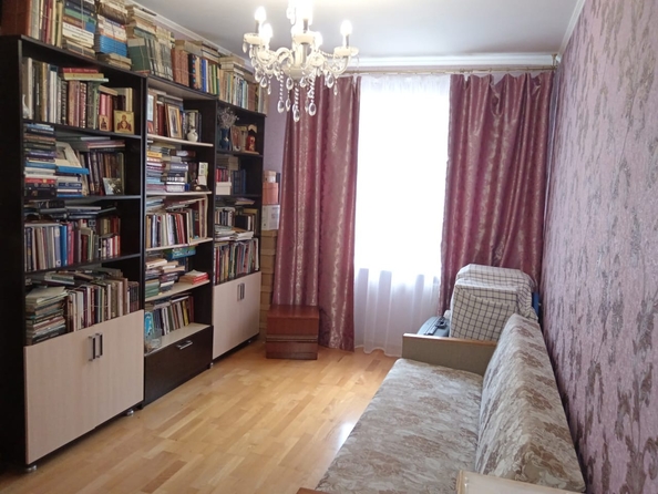 
   Продам 2-комнатную, 56 м², Вересаева ул, 103/2

. Фото 14.