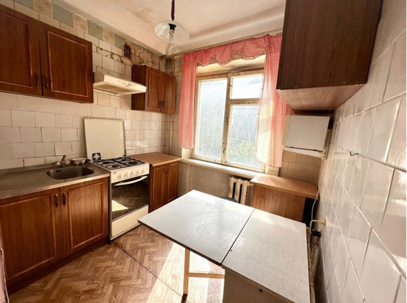 
   Продам 3-комнатную, 63.8 м², 2-я Краснодарская ул, 96/3

. Фото 5.