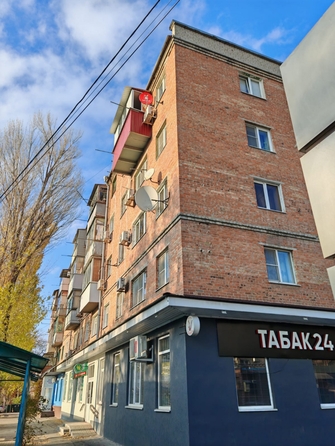 
   Продам 3-комнатную, 56.7 м², 20-летия Октября пр-кт, 77 к 1

. Фото 10.