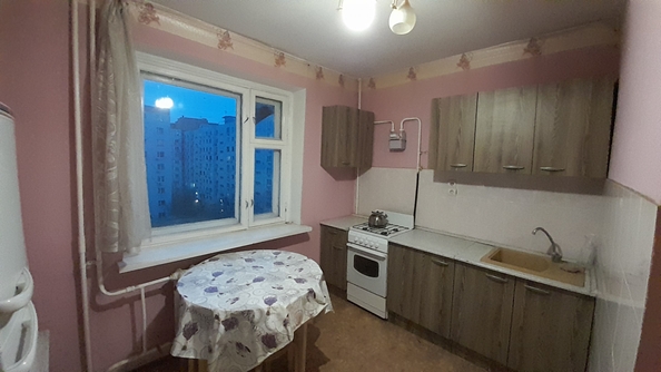 
   Продам 1-комнатную, 38 м², Малиновского ул, 44Б

. Фото 1.