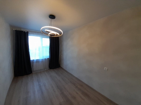 
   Продам 3-комнатную, 56 м², Содружества ул, 47

. Фото 9.