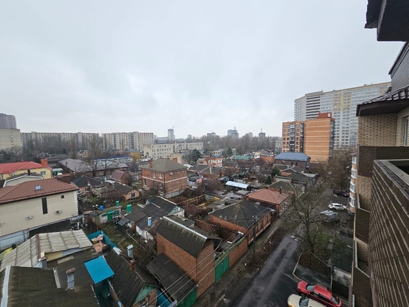 
   Продам 2-комнатную, 61 м², Миллеровская ул, 100/21

. Фото 8.