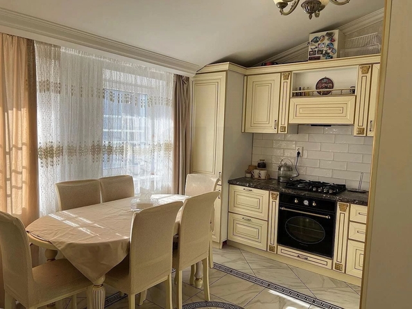 
   Продам 2-комнатную, 71.7 м², 1-я Баррикадная ул, 34

. Фото 1.