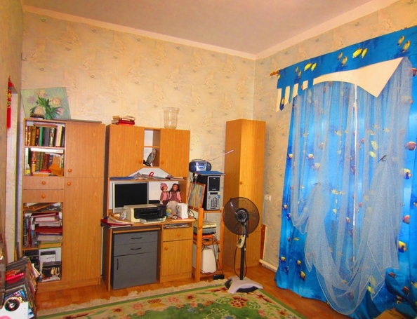 
   Продам дом, 240 м², Ростов-на-Дону

. Фото 18.