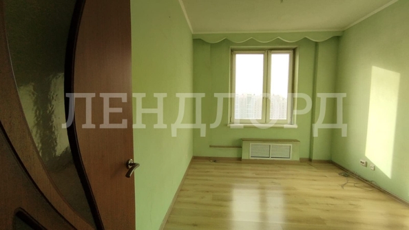 
   Продам 2-комнатную, 53.3 м², Жданова ул, 7/33

. Фото 10.