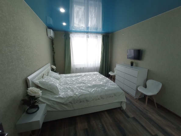 
   Продам 3-комнатную, 72 м², 2-я Краснодарская ул, 169б к С1

. Фото 1.