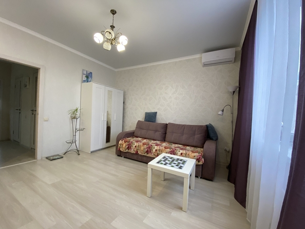 
   Продам 2-комнатную, 56 м², Маршала Жукова пр-кт, 21

. Фото 4.