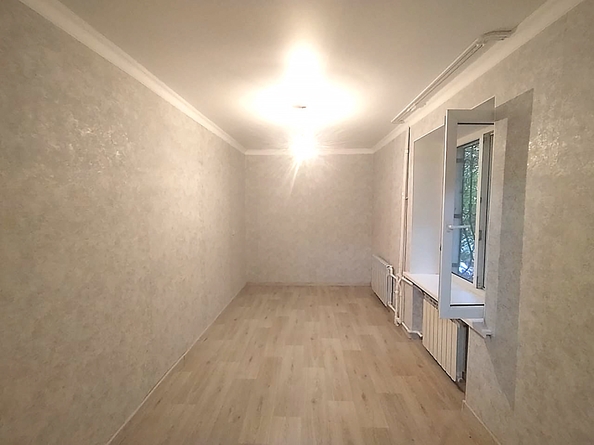 
   Продам 3-комнатную, 51.8 м², Луначарского ул, 179

. Фото 8.