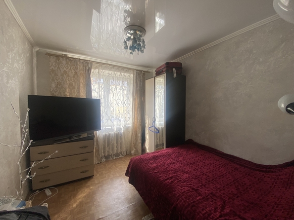 
   Продам 3-комнатную, 68 м², 23-я линия ул, к 1

. Фото 5.