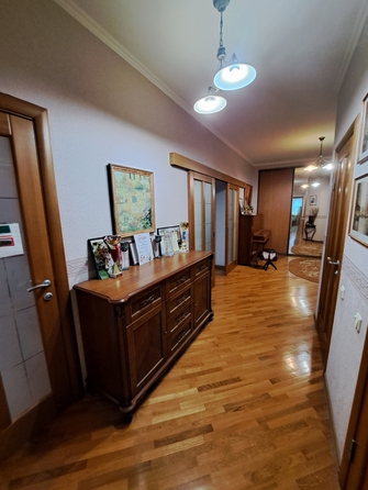 
   Продам 3-комнатную, 128 м², Металлургическая ул, 110

. Фото 13.