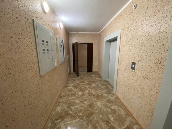 
   Продам 1-комнатную, 50 м², Берберовская ул, 32

. Фото 17.